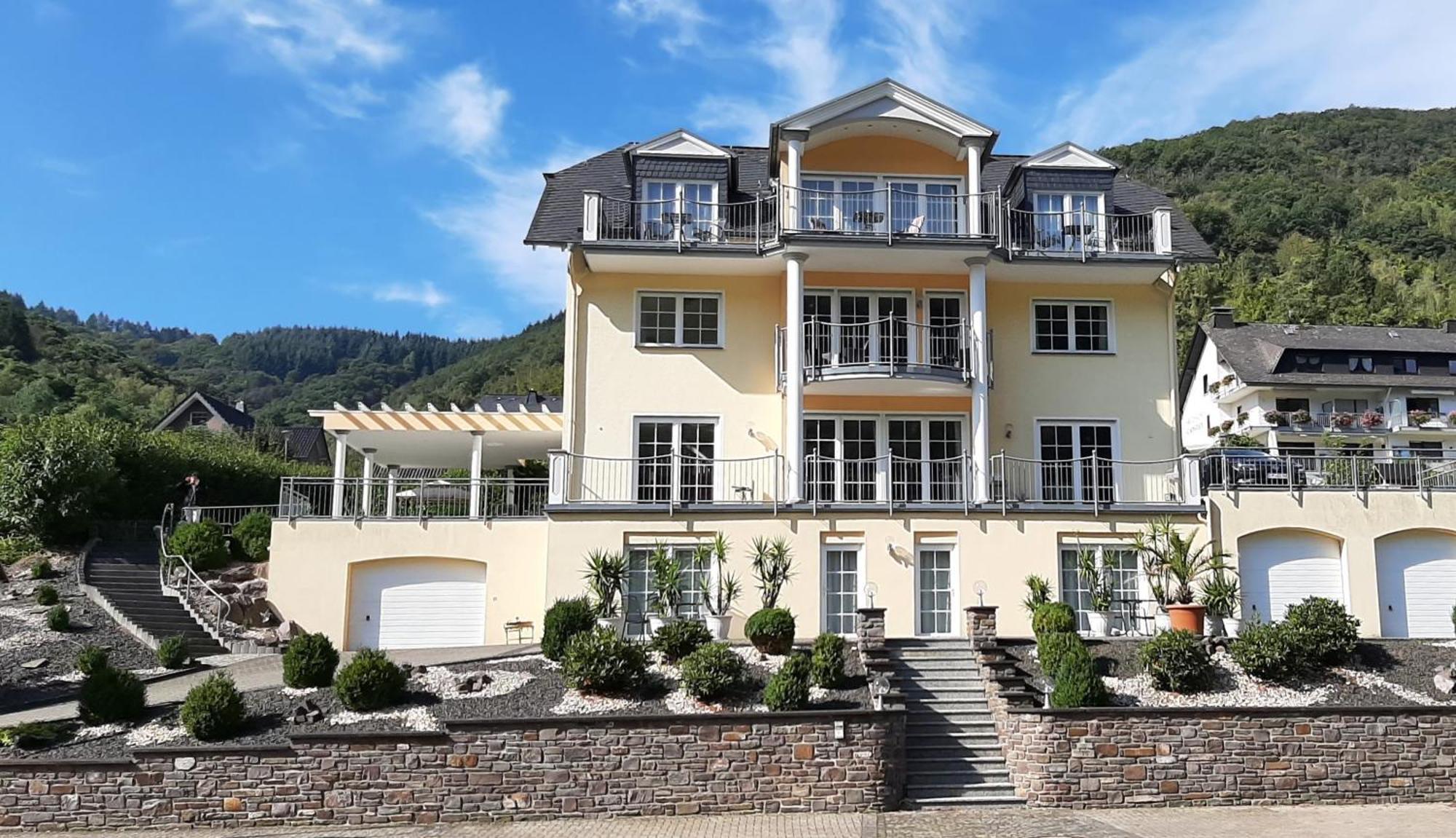 Residenz Moselstausee Sankt Aldegund Exterior foto