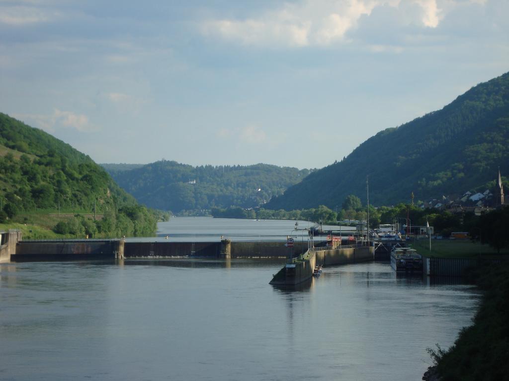 Residenz Moselstausee Sankt Aldegund Exterior foto